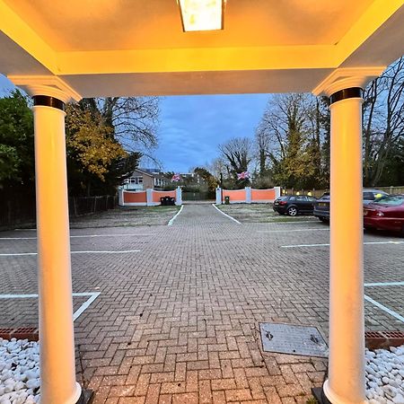 All Seasons Gatwick Guest House & Parking Horley Kültér fotó