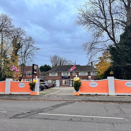 All Seasons Gatwick Guest House & Parking Horley Kültér fotó
