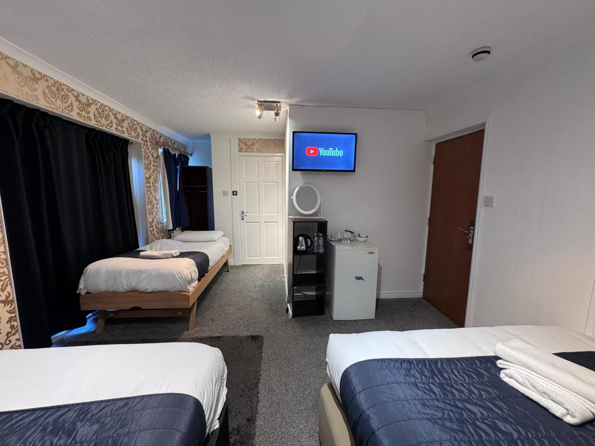 All Seasons Gatwick Guest House & Parking Horley Kültér fotó