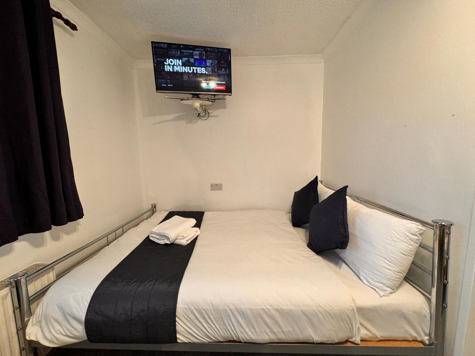 All Seasons Gatwick Guest House & Parking Horley Kültér fotó