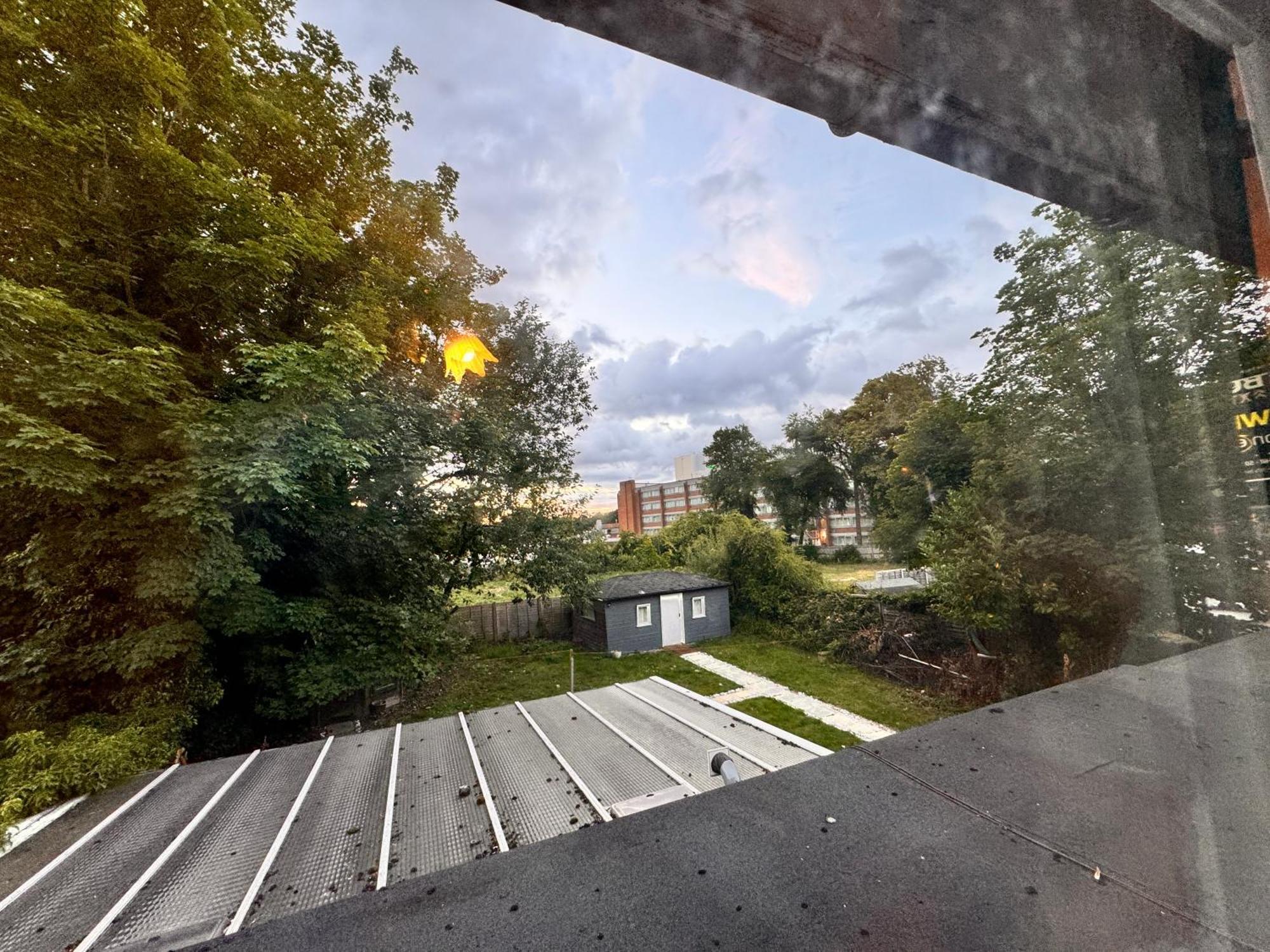 All Seasons Gatwick Guest House & Parking Horley Kültér fotó