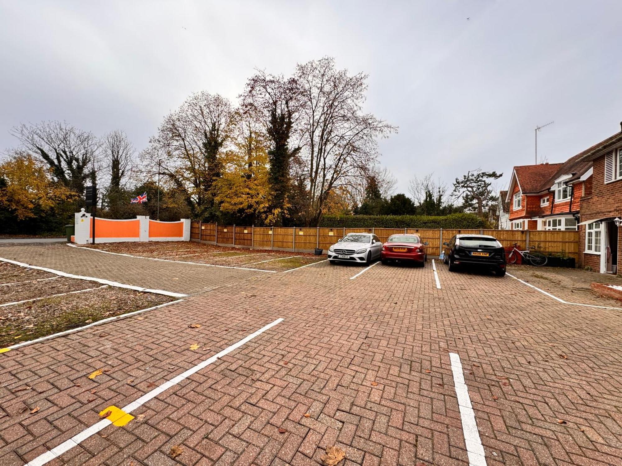 All Seasons Gatwick Guest House & Parking Horley Kültér fotó